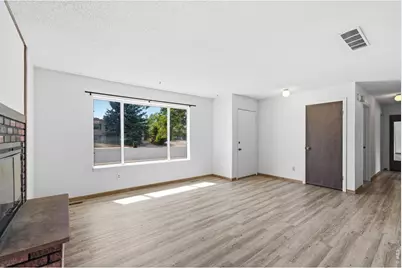 3020 Double Tree Dr, Fort Collins, CO 80521 - Photo 4