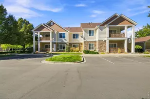 4605 Hahns Peak Dr, Loveland, CO 80538 - Photo 1