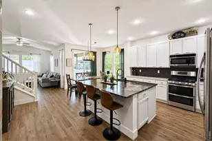 1421 Rustic Dr, Longmont, CO 80504 - Photo 4