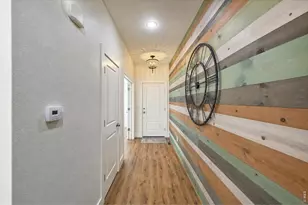 1421 Rustic Dr, Longmont, CO 80504 - Photo 18