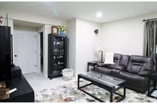 5566 Kirk St, Denver, CO 80249 - Photo 22