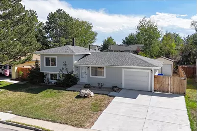 1040 22nd St SW, Loveland, CO 80537 - Photo 2