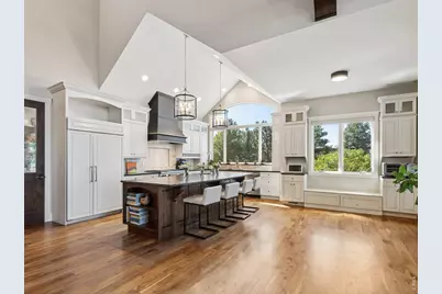 15478 Mountain View Cir, Broomfield, CO 80023 - Photo 8