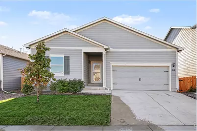 210 N Stewart St, Keenesburg, CO 80643 - Photo 20