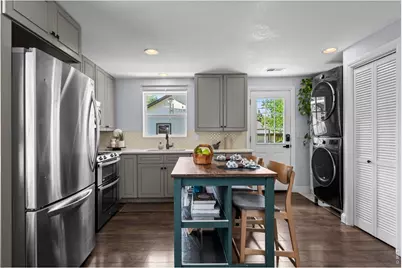 3051 Grape St, Denver, CO 80207 - Photo 4