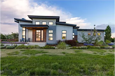 8675 Summerlin Pl, Longmont, CO 80503 - Photo 2