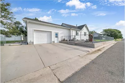 201 Elm Ave, Akron, CO 80720 - Photo 8