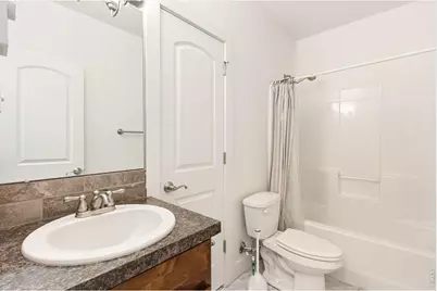 605 61st Ave, Greeley, CO 80634 - Photo 8