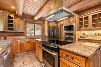 1490 Hummingbird Dr, Estes Park, CO 80517 - Photo 16