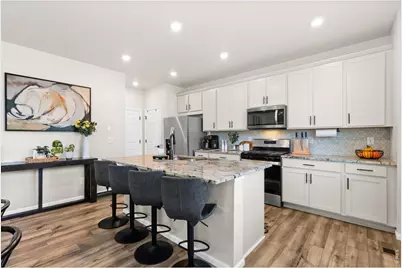 9078 Salida St, Commerce City, CO 80022 - Photo 6