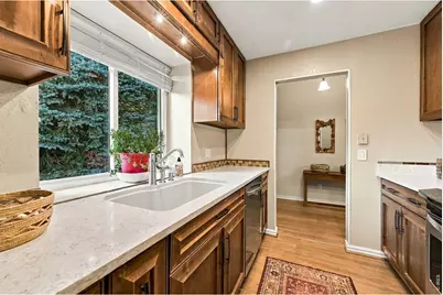 166 S Buchanan Ave, Louisville, CO 80027 - Photo 8
