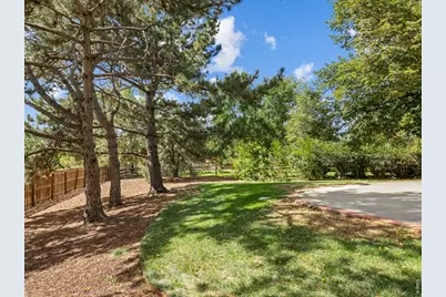 309 Glenview Ct, Longmont, CO 80504 - Photo 38