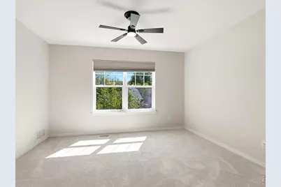 2313 Bluebird Dr, Longmont, CO 80504 - Photo 32