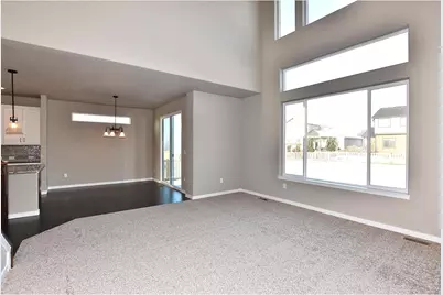 1173 Crown Sparrow St, Johnstown, CO 80534 - Photo 4