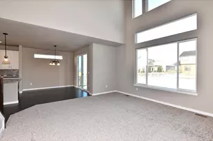 1173 Crown Sparrow St, Johnstown, CO 80534 - Photo 4
