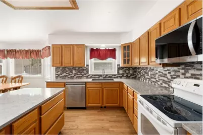 910 N 7th Pl, Johnstown, CO 80534 - Photo 16