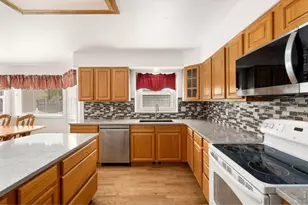 910 N 7th Pl, Johnstown, CO 80534 - Photo 16