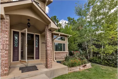 2924 Lake Park Way, Longmont, CO 80503 - Photo 2