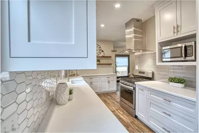524 E 1st St, Loveland, CO 80537 - Photo 6