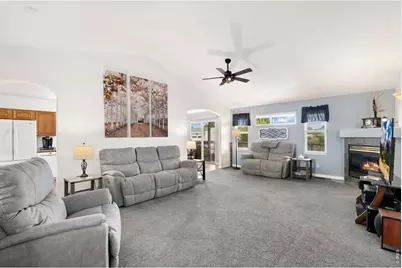 1288 Cherrywood Dr, Brighton, CO 80601 - Photo 4
