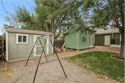 906 Foothills Ct, Windsor, CO 80550 - Photo 32