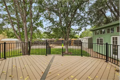 906 Foothills Ct, Windsor, CO 80550 - Photo 8