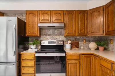 400 Edgewood Dr, Loveland, CO 80538 - Photo 10