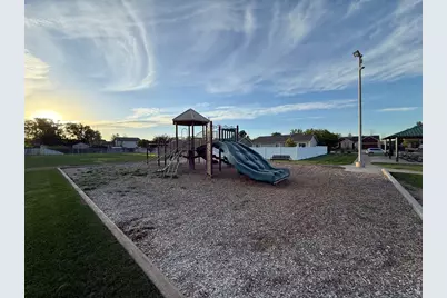 1131 S Olive Ave, Milliken, CO 80543 - Photo 34