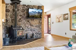 428 Rustic Rd, Bellvue, CO 80512 - Photo 2