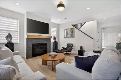390 Kansas Ave, Berthoud, CO 80513 - Photo 6