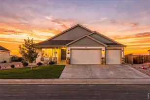 121 Seventh Ave, Wiggins, CO 80654 - Photo 2