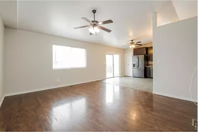 310 E 28th St Ln, Greeley, CO 80631 - Photo 2