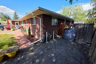 12 Huntington Ct, Longmont, CO 80503 - Photo 2