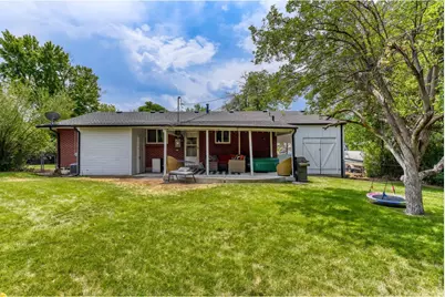 2555 E Maplewood Ave, Centennial, CO 80121 - Photo 28