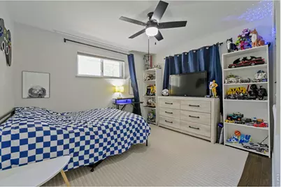 2555 E Maplewood Ave, Centennial, CO 80121 - Photo 18