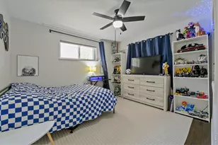 2555 E Maplewood Ave, Centennial, CO 80121 - Photo 18
