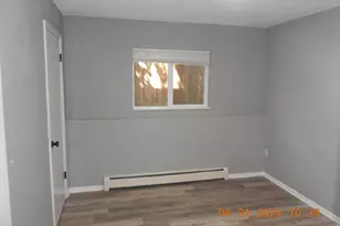 1052 E 5th St, Loveland, CO 80537 - Photo 12