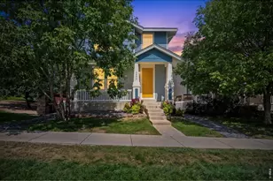 2833 Sternwheeler Dr, Fort Collins, CO 80524 - Photo 2