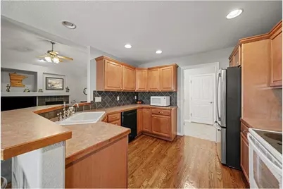 3103 Sanford Cir, Loveland, CO 80538 - Photo 8