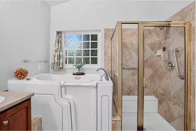 1636 Metropolitan Dr, Longmont, CO 80504 - Photo 26