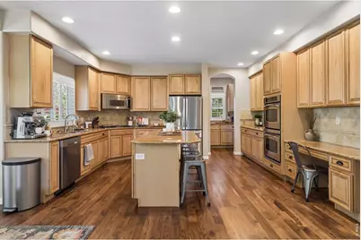 1763 Montgomery Cir, Longmont, CO 80504 - Photo 10