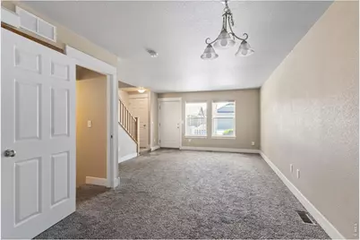 1928 Ravenview Rd, Fort Collins, CO 80521 - Photo 10