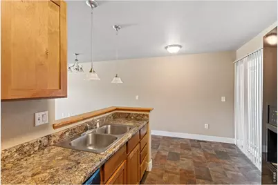 1928 Ravenview Rd, Fort Collins, CO 80521 - Photo 8