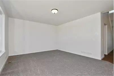 1181 Crown Sparrow St, Johnstown, CO 80534 - Photo 4