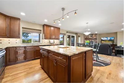 13299 E County Line Rd, Longmont, CO 80504 - Photo 16