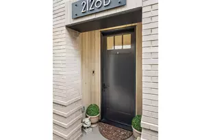 2128 Pearl St, Boulder, CO 80302 - Photo 4