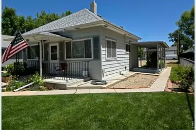 218 Maple St, Fort Morgan, CO 80701 - Photo 2