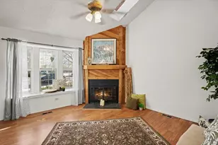 6745 Mountain Top Ln, Colorado Springs, CO 80919 - Photo 4