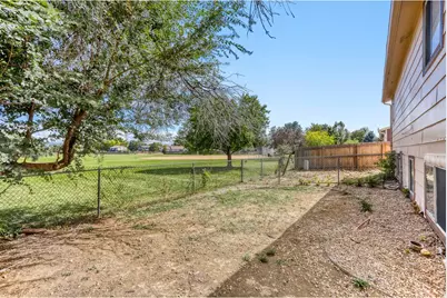 2026 Lincoln St, Longmont, CO 80501 - Photo 24