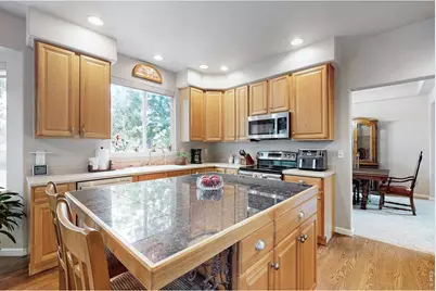 2313 Village Ln, Longmont, CO 80503 - Photo 12